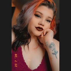 Meet your Posher, Lilly